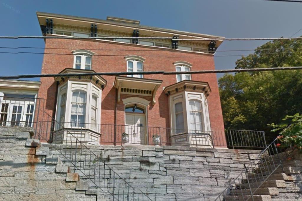 Merry Mansion East Dubuque Buitenkant foto